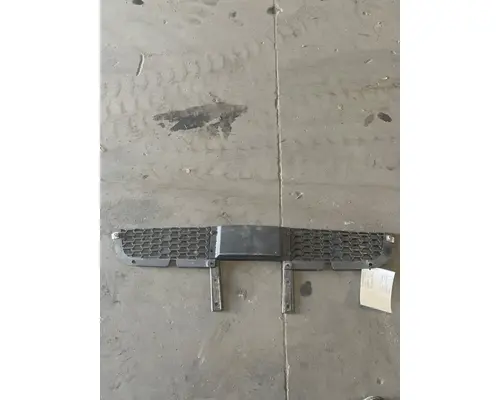 FREIGHTLINER  Bumper Filler Panel