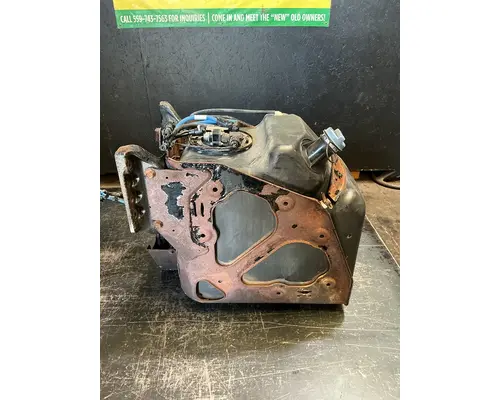 FREIGHTLINER  DEF Tank