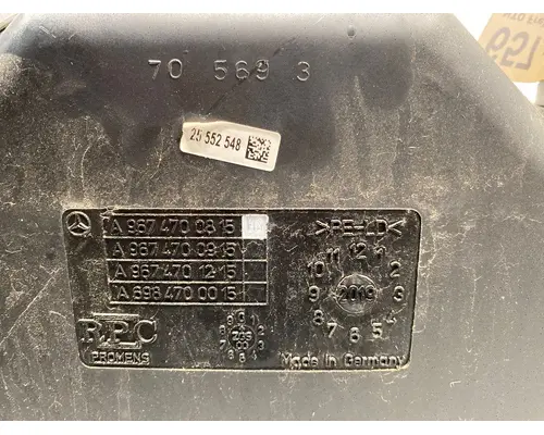 FREIGHTLINER  DPF (Diesel Particulate Filter)