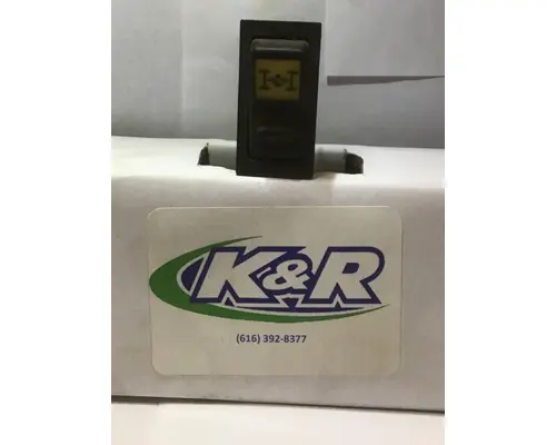 FREIGHTLINER  Dash  Console Switch