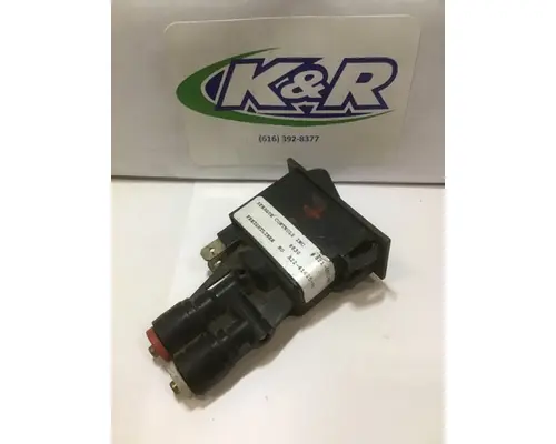 FREIGHTLINER  Dash  Console Switch