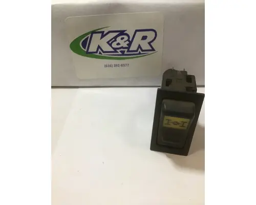 FREIGHTLINER  Dash  Console Switch