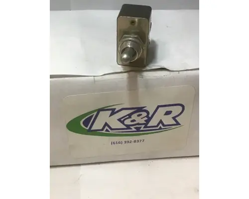 FREIGHTLINER  Dash  Console Switch