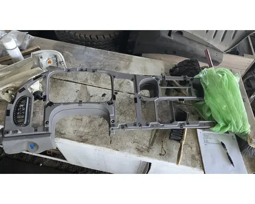 FREIGHTLINER  Dash Assembly