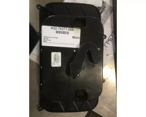 FREIGHTLINER  Dash Panel