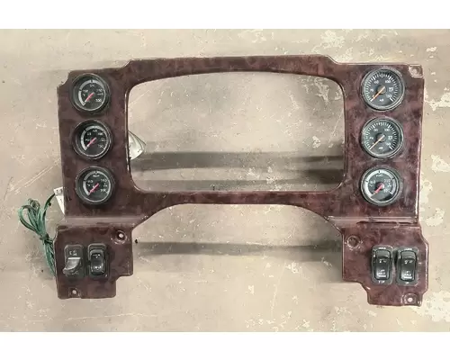 FREIGHTLINER  Dash Panel