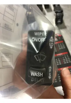 FREIGHTLINER  Dash/Console Switch