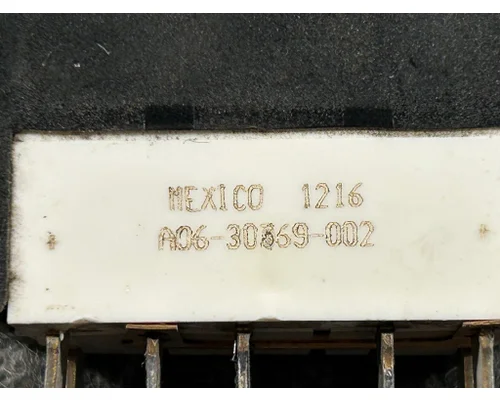FREIGHTLINER  DashConsole Switch