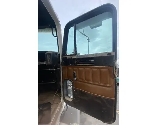 FREIGHTLINER  Door Assembly, Front