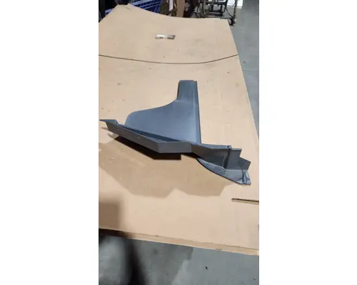 FREIGHTLINER  Door Panel (Trim)