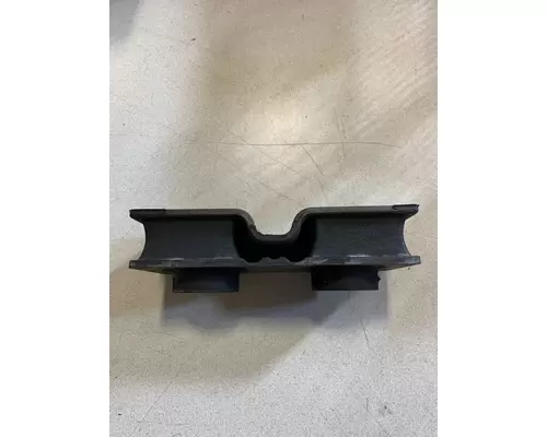 FREIGHTLINER  Engine Mounts