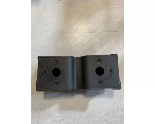 FREIGHTLINER  Engine Mounts