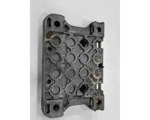 FREIGHTLINER  Engine Mounts