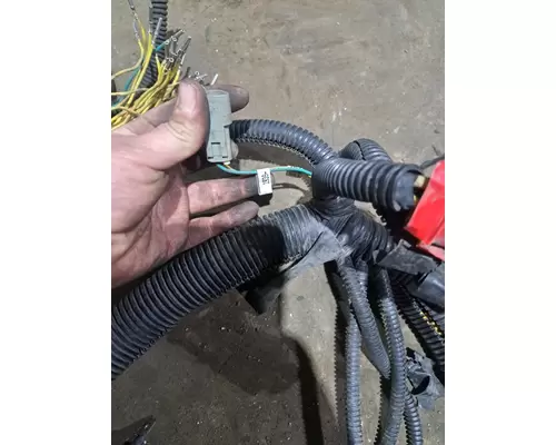 FREIGHTLINER  Engine Wiring Harness