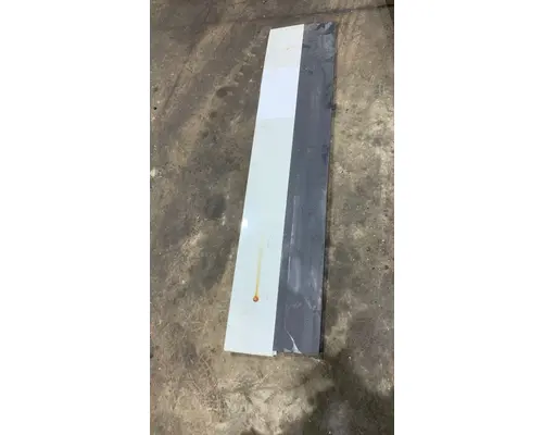 FREIGHTLINER  Fairing SleeperCab Extension