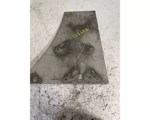 FREIGHTLINER  Fender Extension