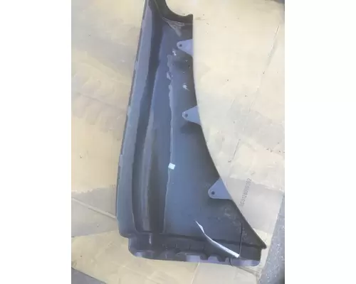 FREIGHTLINER  Fender Extension
