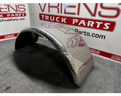FREIGHTLINER  Fender