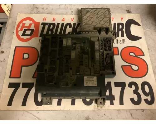 FREIGHTLINER  Fuse Box