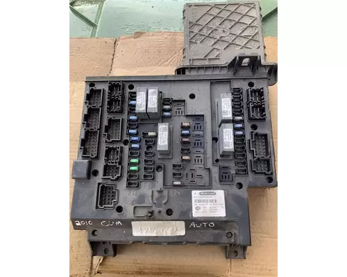FREIGHTLINER  Fuse Box