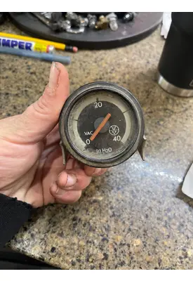 FREIGHTLINER  Gauges (all)