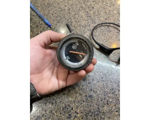 FREIGHTLINER  Gauges (all)