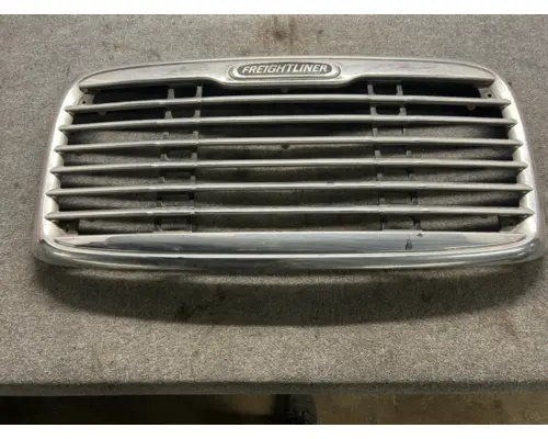 FREIGHTLINER  Grille