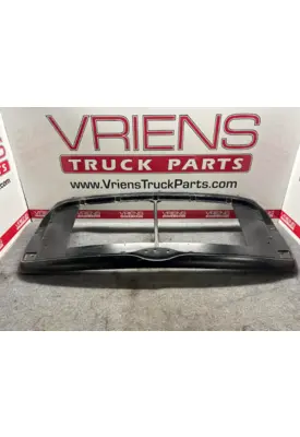 FREIGHTLINER  Grille