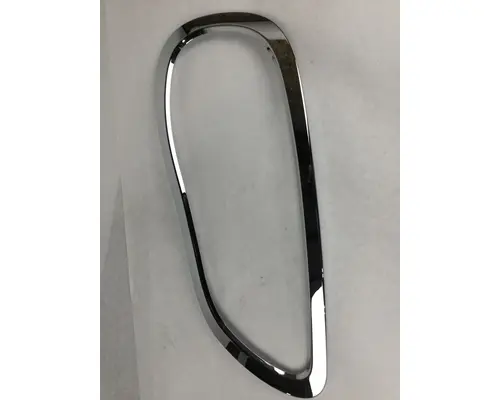FREIGHTLINER  HEADLAMP BEZEL