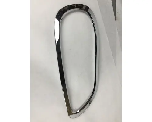FREIGHTLINER  HEADLAMP BEZEL