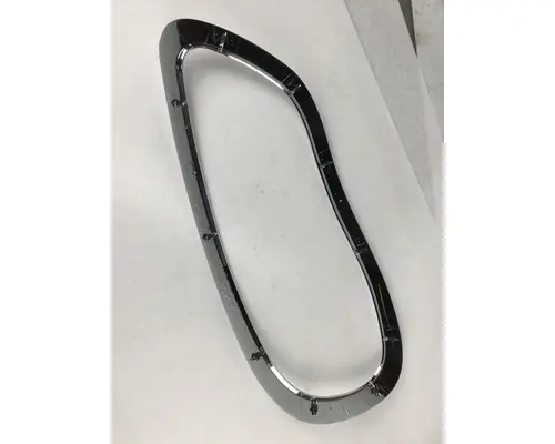 FREIGHTLINER  HEADLAMP BEZEL