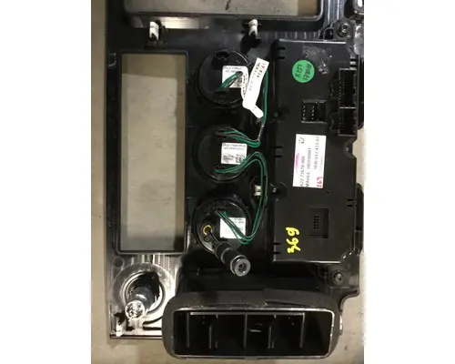 FREIGHTLINER  HEATER CONTROL