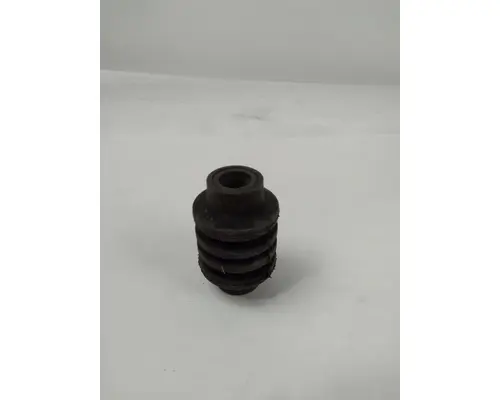 FREIGHTLINER  HOOD PARTS