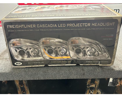 FREIGHTLINER  Headlamp Assembly