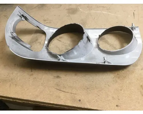 FREIGHTLINER  Headlamp Assembly
