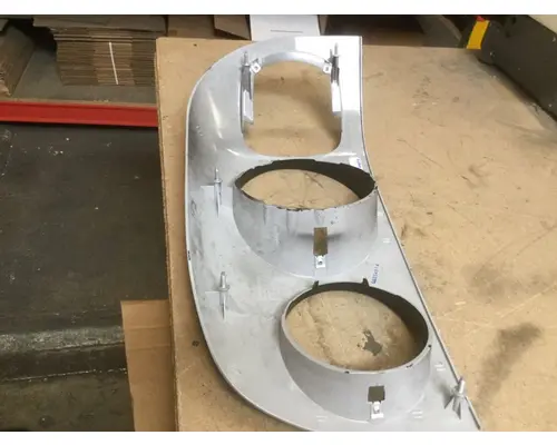 FREIGHTLINER  Headlamp Assembly