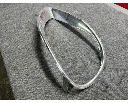 FREIGHTLINER  Headlamp Bezel