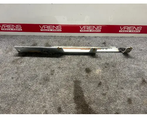 FREIGHTLINER  Hood Parts