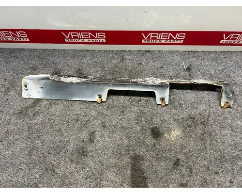 FREIGHTLINER  Hood Parts