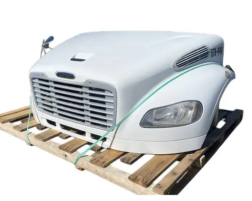FREIGHTLINER  Hood