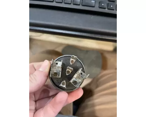 FREIGHTLINER  Ignition Switch