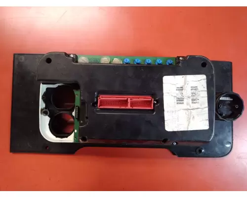 FREIGHTLINER  Instrument Cluster
