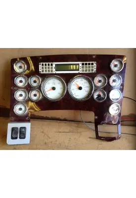 FREIGHTLINER  Instrument Cluster