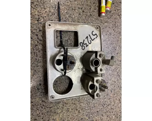 FREIGHTLINER  Instrument Cluster