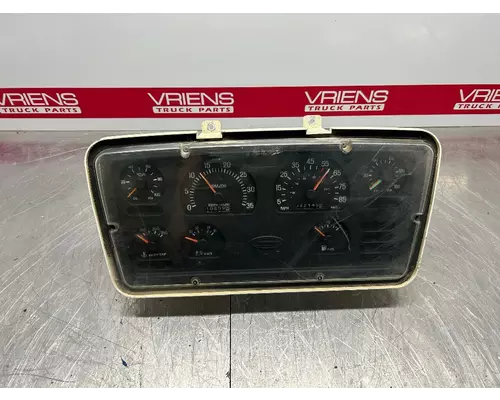 FREIGHTLINER  Instrument Cluster