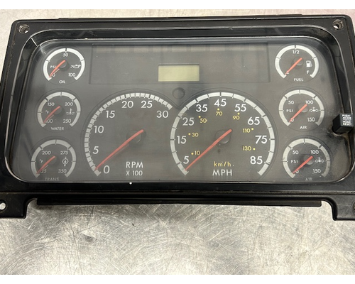 FREIGHTLINER  Instrument Cluster