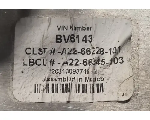 FREIGHTLINER  Instrument Cluster