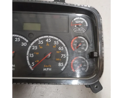 FREIGHTLINER  Instrument Panel