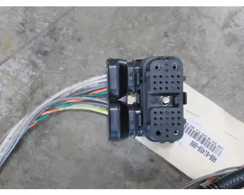 FREIGHTLINER  Miscellaneous Parts