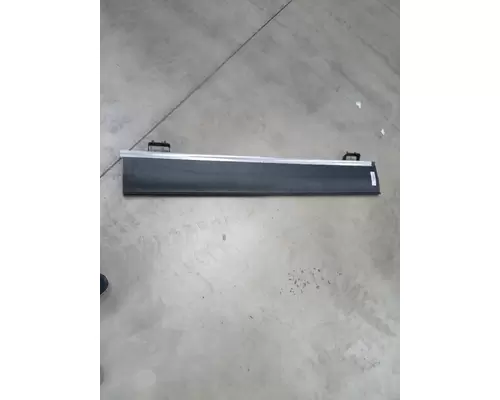 FREIGHTLINER  Panel, Side Skirt